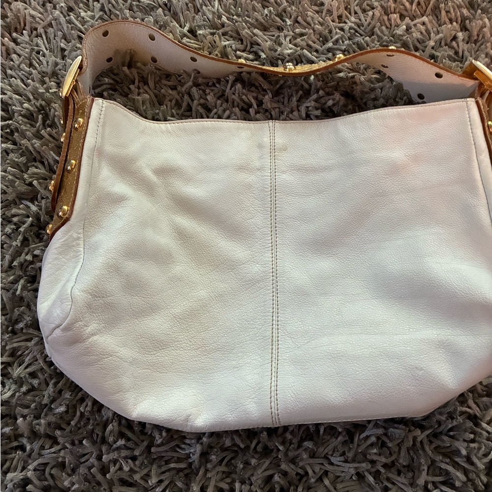 Pulicati White Leather Shoulder Bag with Gold Accents